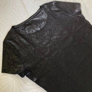 White House Black Market Metallic Black Short Sleeve Top